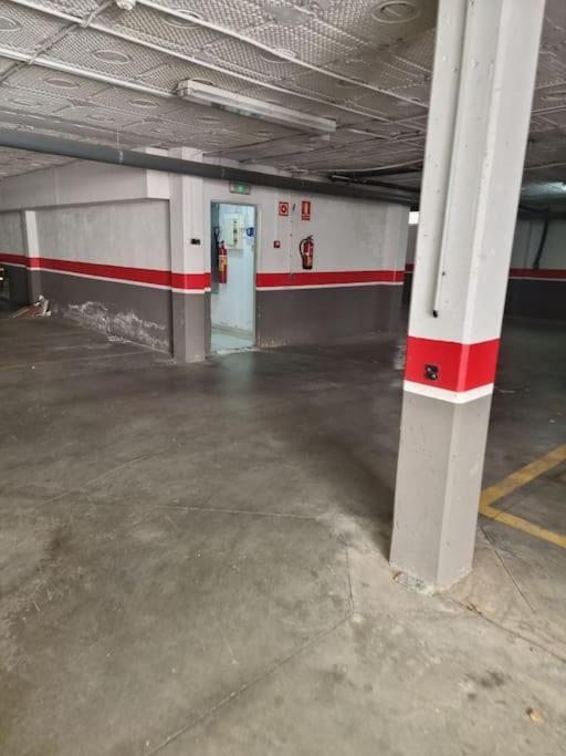 Alojamiento Con Piscina Y Parking En Sevilla La Algaba Esterno foto
